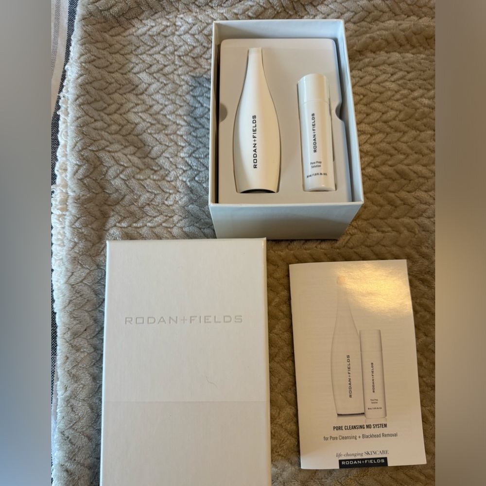 Rodan+Fields pore cleansing MD